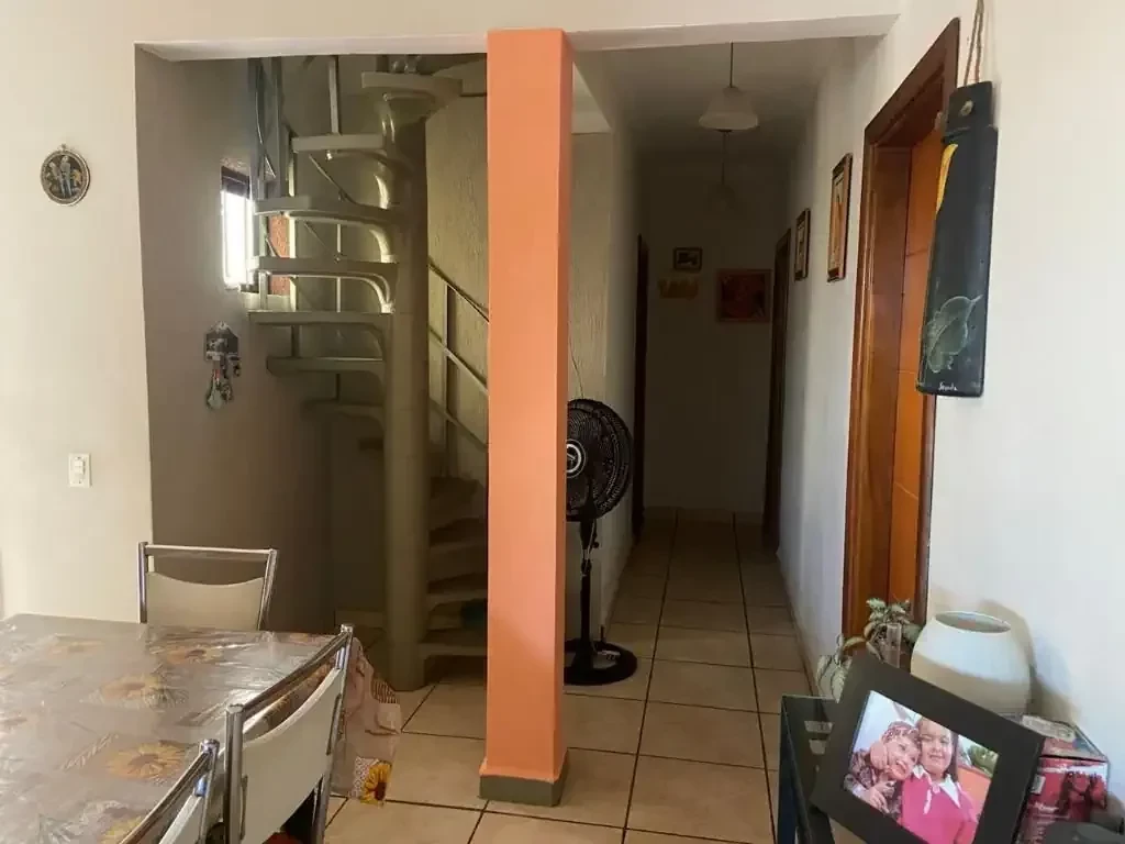 Imagem Casa com 6 Quartos à Venda, 250 m² em Parque Residencial Carvalho de Moura - Campinas