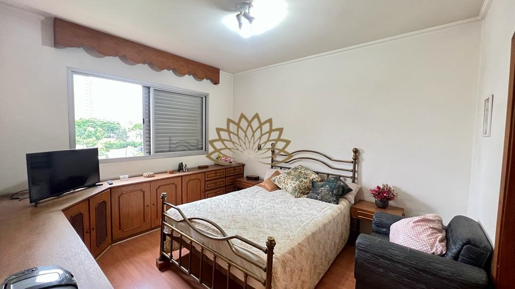 Imagem Apartamento com 3 Quartos à Venda, 140 m²em Campo Belo - São Paulo