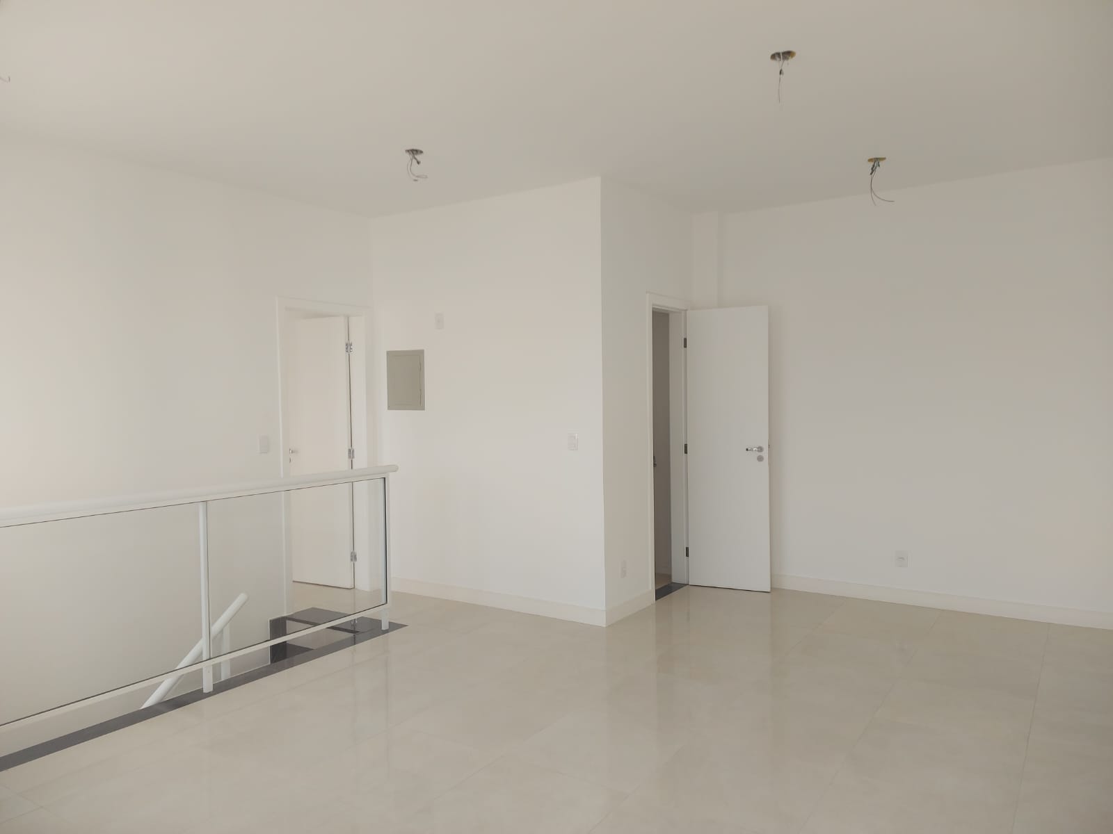 Imagem Cobertura com 2 Quartos à Venda, 135 m² em Braga - Cabo Frio