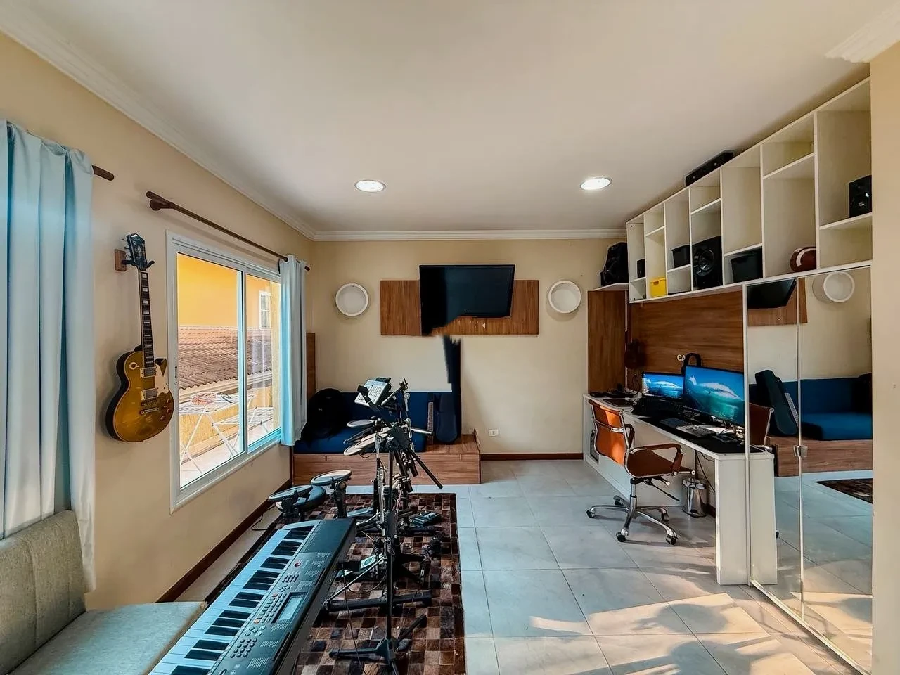 Imagem Casa de Condomínio com 4 Quartos à Venda, 368 m² em Jardim Indaiá - Embu das Artes