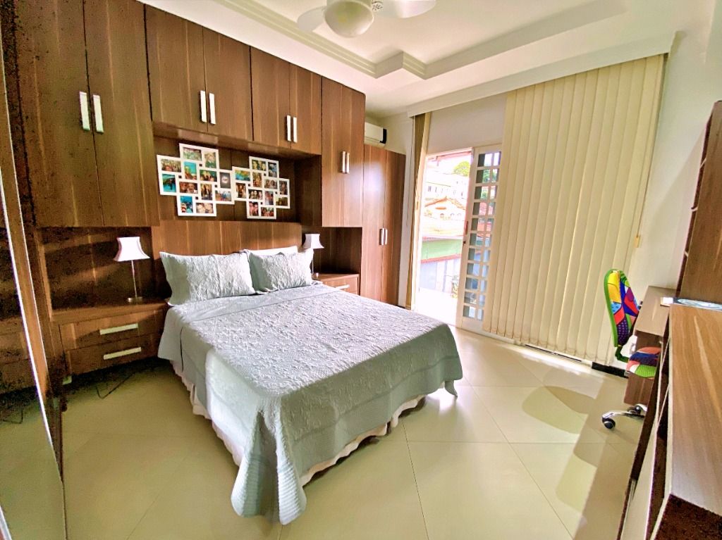 Foto do imóvel: Casa com 3 Quartos à Venda, 266 m² em Planalto - Belo Horizonte