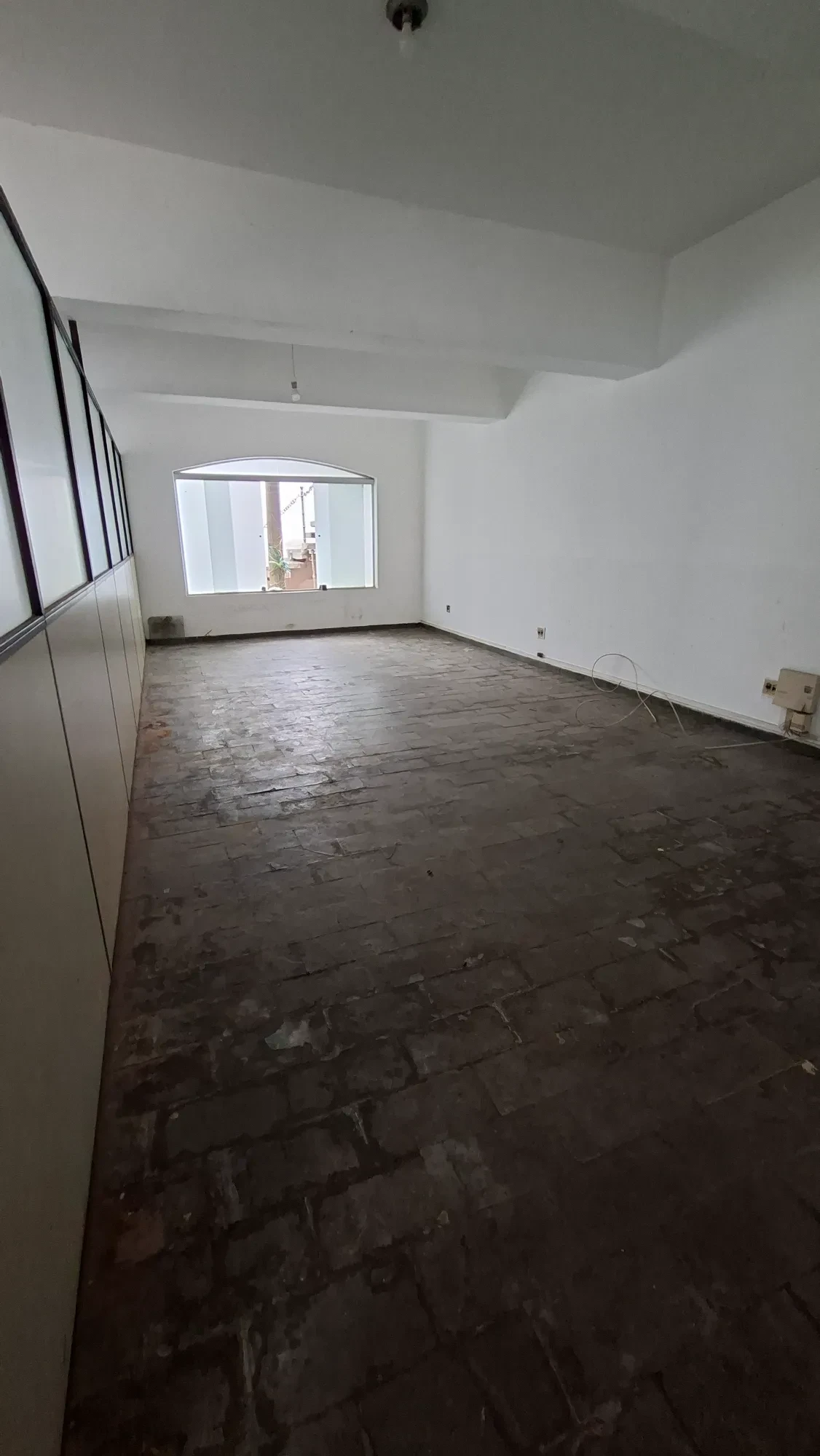 Imagem Casa com 3 Quartos para Alugar, 374 metros em Jardim Emília - Sorocaba