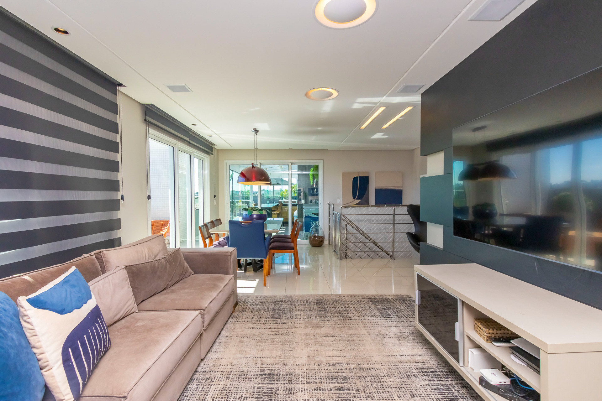 Imagem Apartamento com 3 Quartos à Venda, 172 m² em  - 