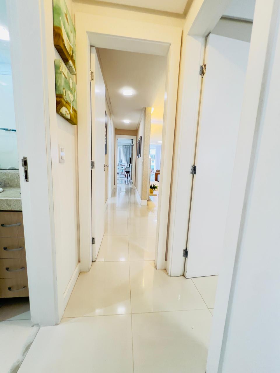 Imagem Apartamento com 4 Quartos à Venda, 160 m²em Praia da Costa - vila Velha