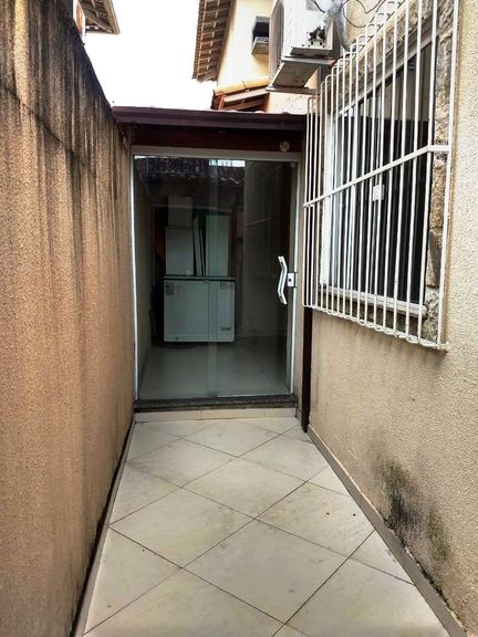 Imagem Casa com 3 Quartos para Alugar, 160 m² em Jardim Mariléa - Rio Das Ostras