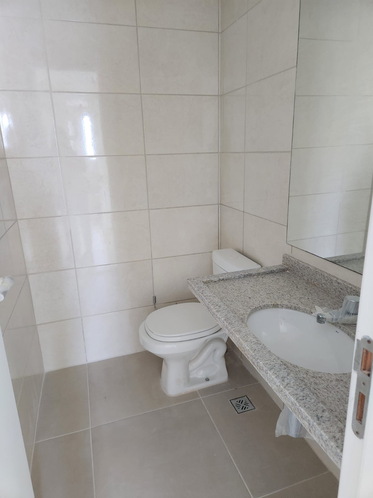 Imagem Apartamento com 4 Quartos à Venda, 136 m²em Pina - Recife