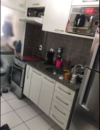Imagem Apartamento com 2 Quartos à Venda,  em Canhema - Diadema