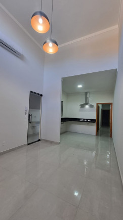 Casa com 3 Quartos à Venda,  em Jardim Pérola - Marília