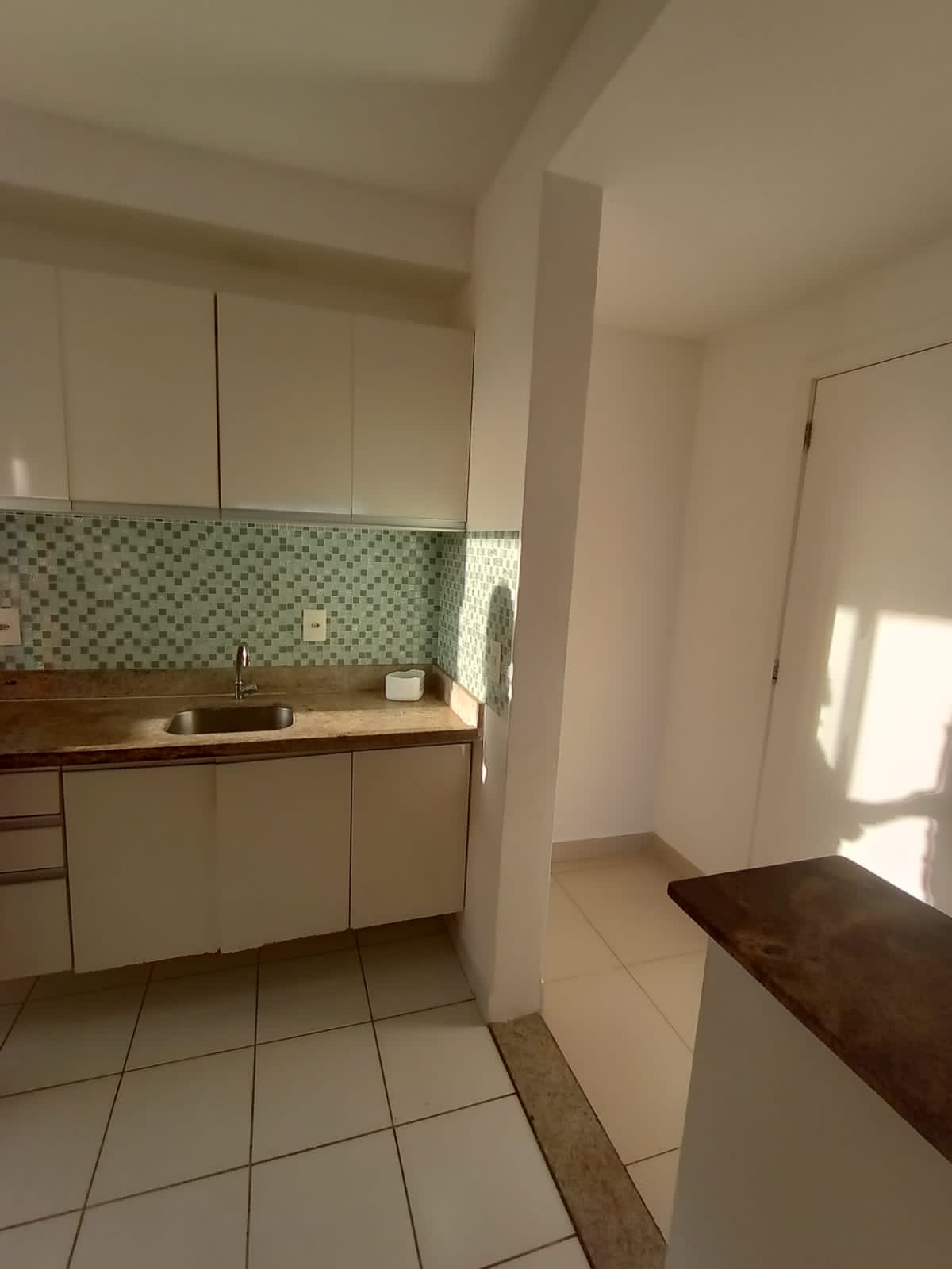 Imagem Apartamento com 3 Quartos para Alugar, 81 m²em Piatã - Salvador