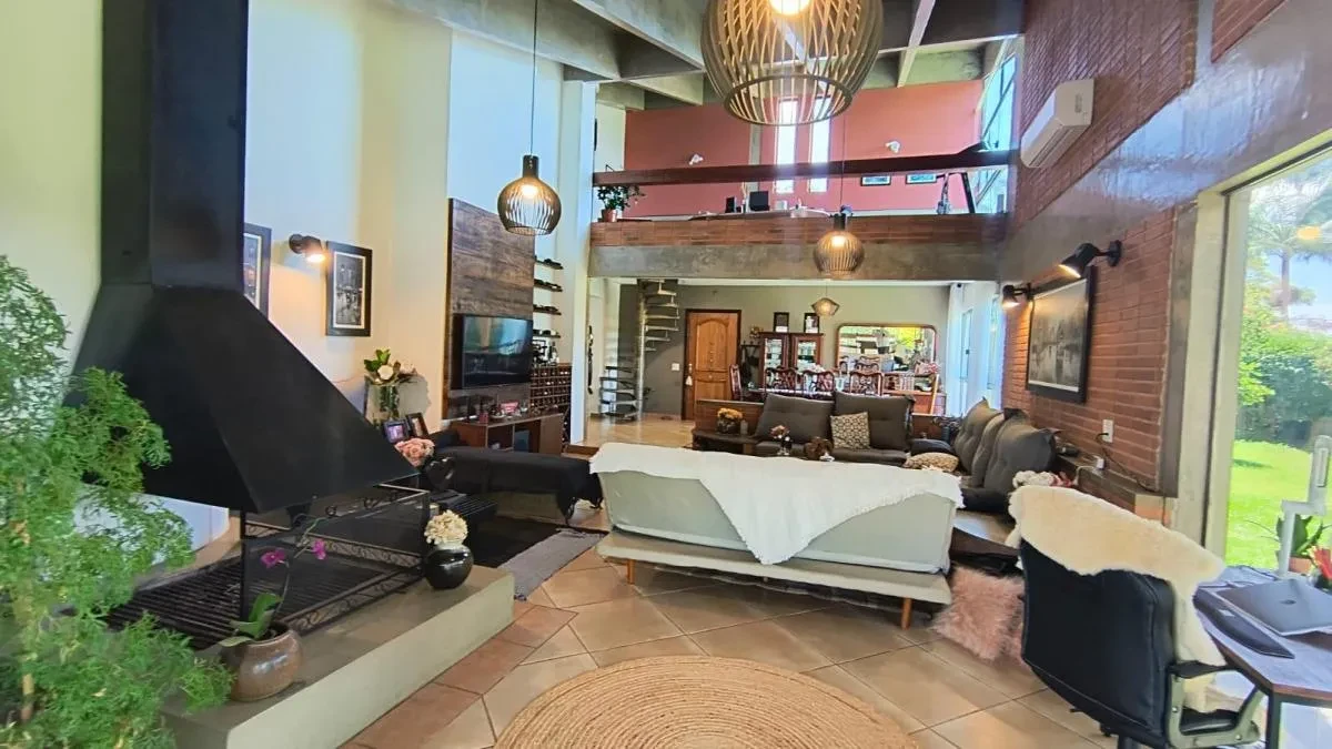 Imagem Casa com 4 Quartos à Venda, 420 m² em Chácaras Ana Lúcia - Embu das Artes