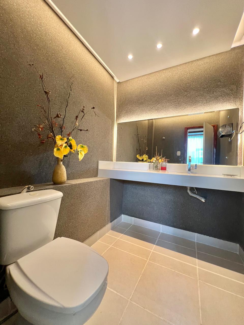 Imagem Casa com 3 Quartos à Venda, 320 m²em Curió-Utinga - Belém