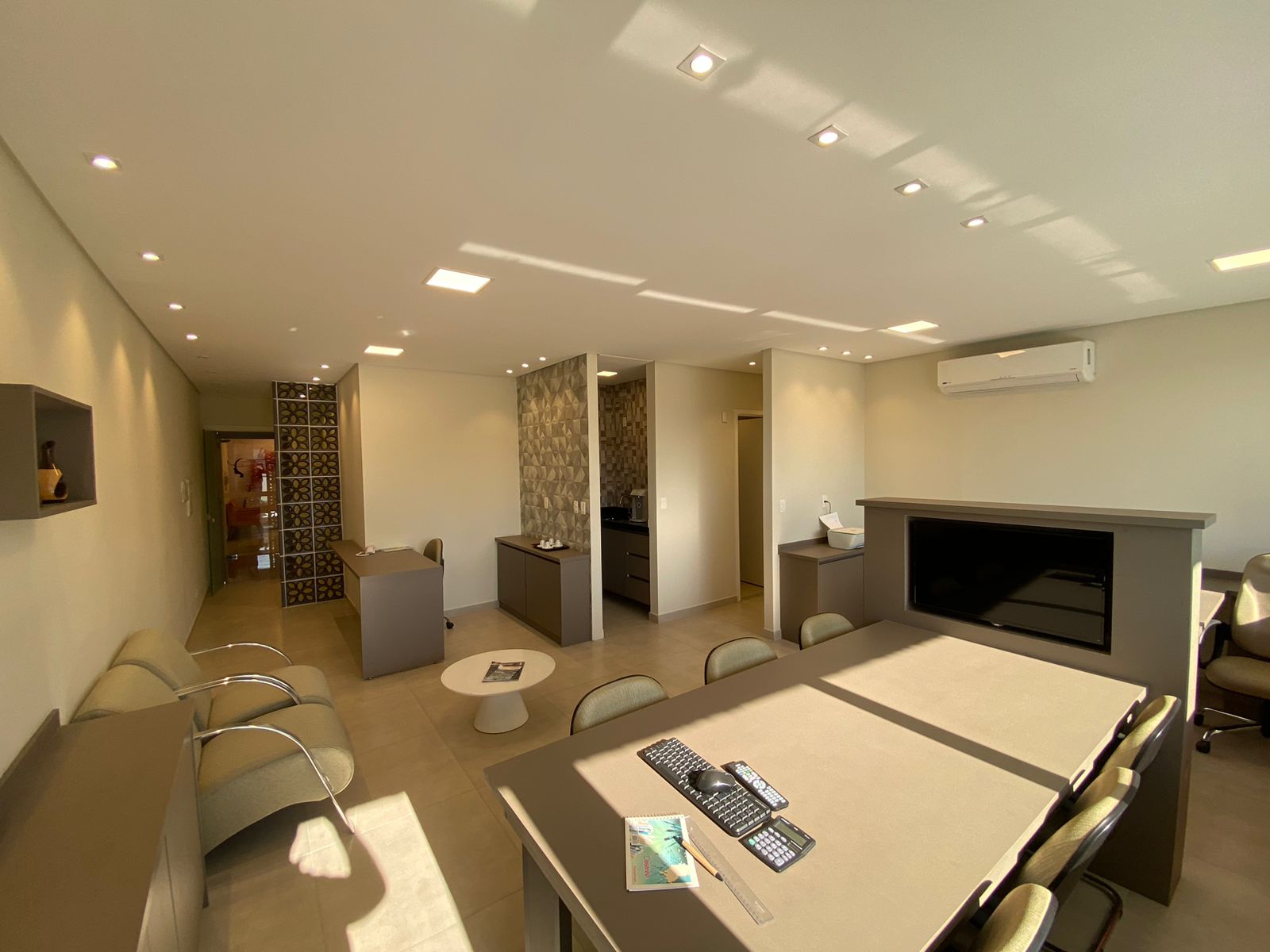 Imagem Sala Comercial à Venda, 50 m²em Parque Residencial Aquarius - São José dos Campos