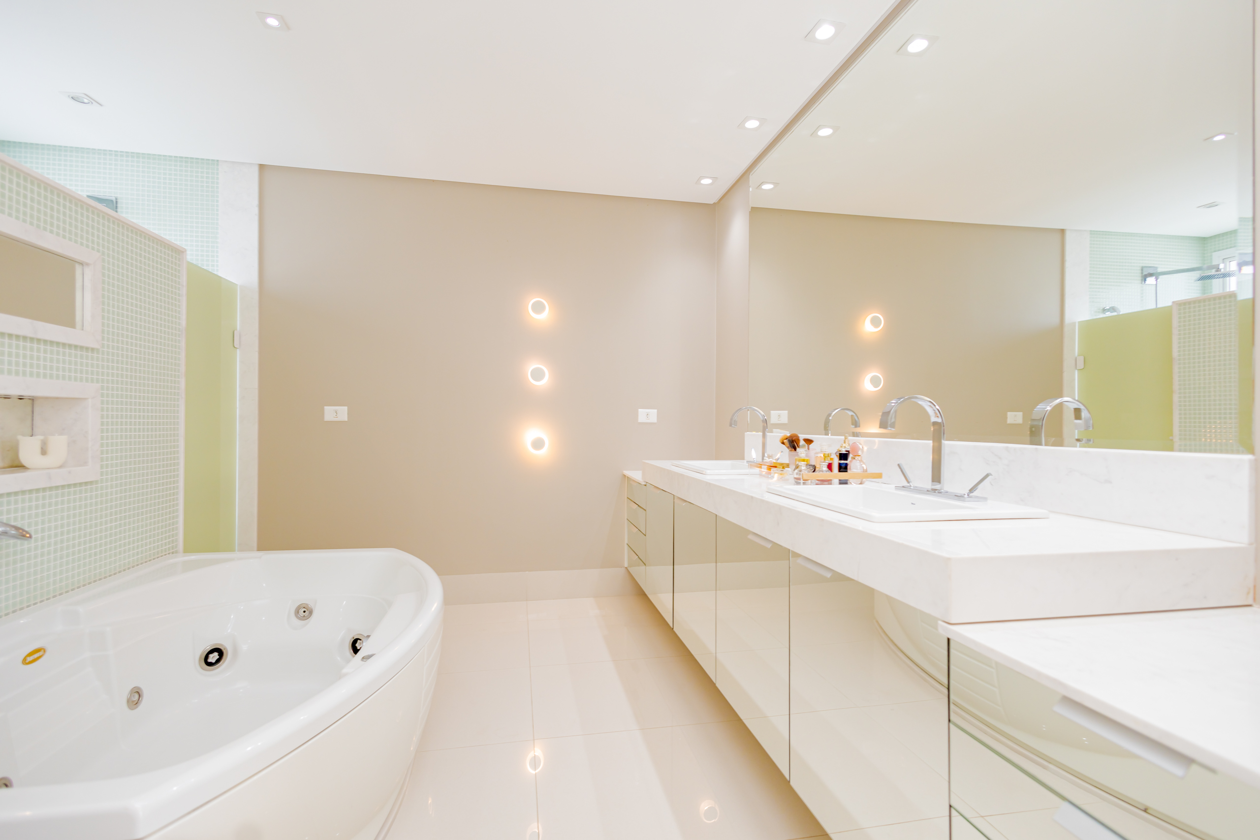 Imagem Casa de Condomínio com 5 Quartos à Venda, 537 m²em Alphaville Graciosa - Pinhais
