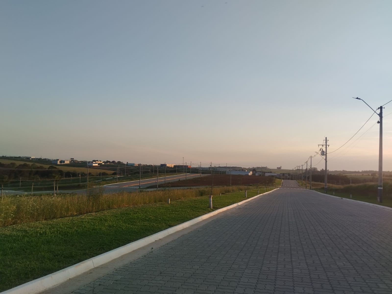 Imagem Terreno à Venda, 300 m² em Valinhos - Passo Fundo