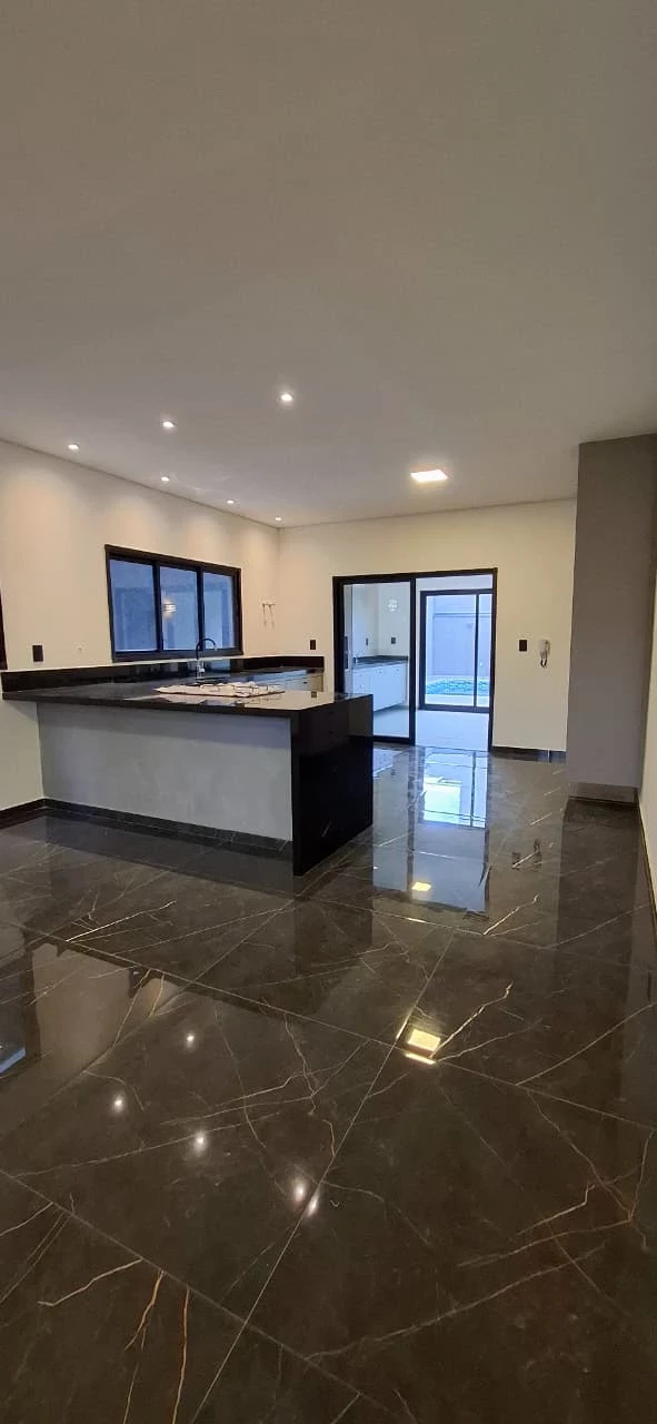 Imagem Sobrado com 3 Quartos à Venda ou Locação, 160 m² em Vila Petrópolis - Atibaia