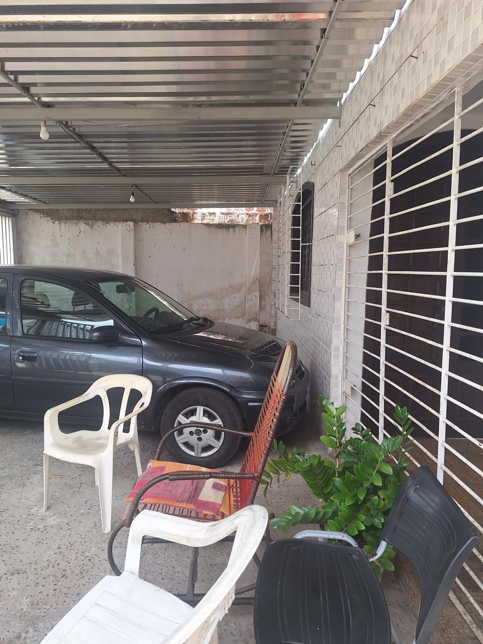 Imagem Casa com 3 Quartos à Venda, 410 m² em Zumbi - Recife