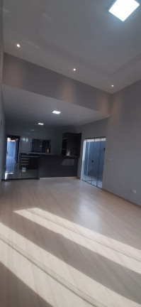 Imagem Casa com 3 Quartos à Venda, 167 m² em Vila Santos Dumont - Ourinhos