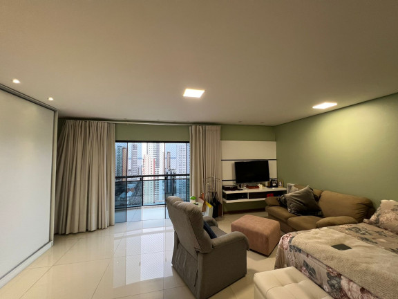 Imagem Apartamento com 4 Quartos à Venda, 260 m² em Umarizal - Belém