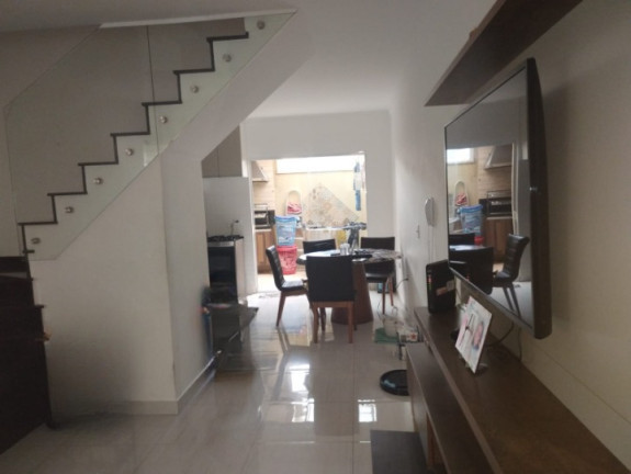 Casa de Condomínio com 2 Quartos à Venda,  em Vila Industrial - São Paulo