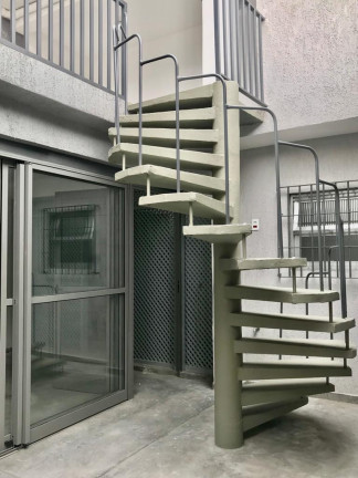 Imagem Casa com 3 Quartos à Venda ou Locação, 180 m² em Vila Antonieta - Guarulhos