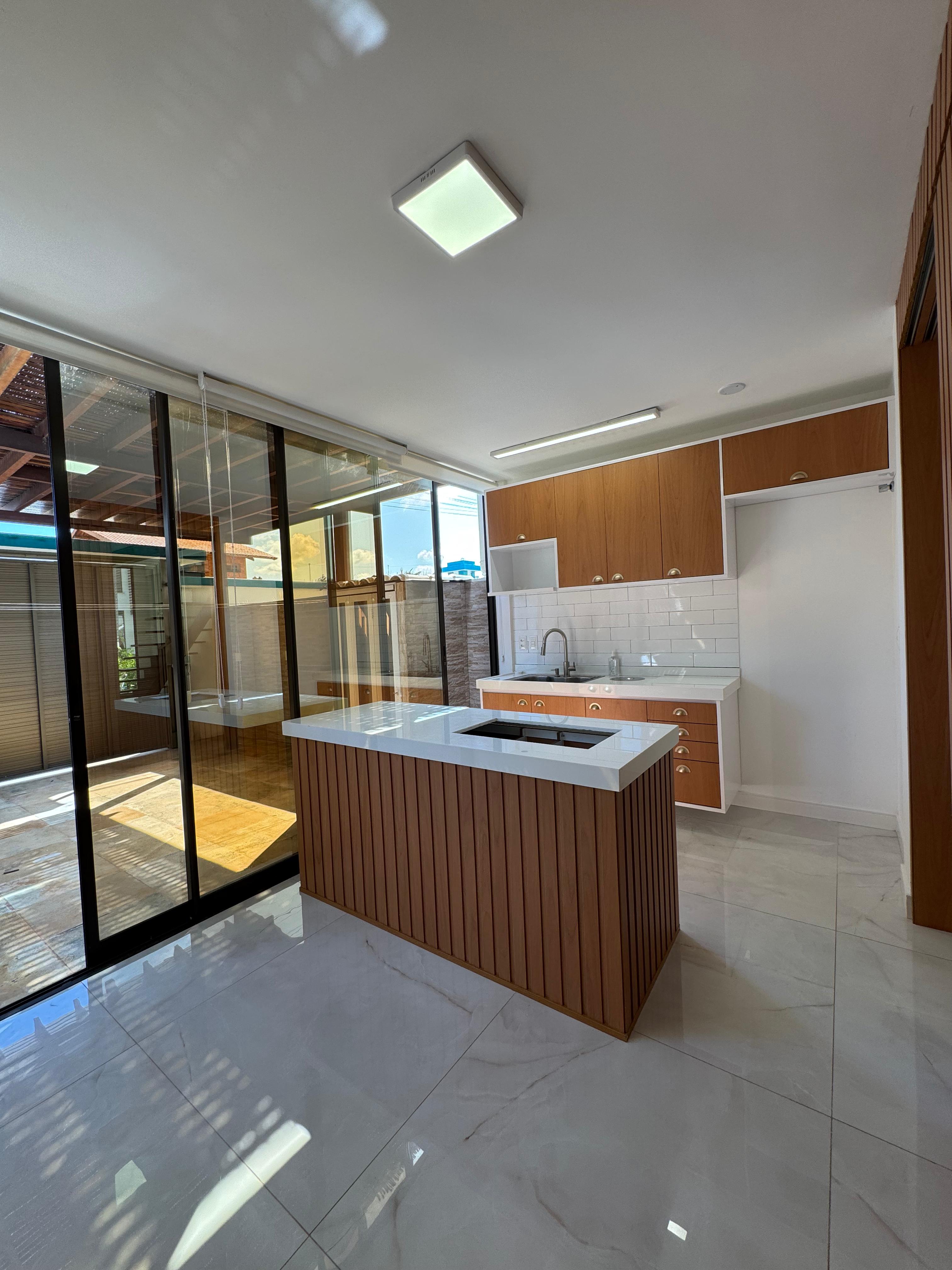 Imagem Casa de Condomínio com 2 Quartos à Venda, 82 m² em PORTO DAS DUNAS - Aquiraz