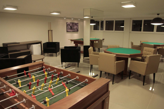 Imagem Apartamento com 4 Quartos à Venda, 341 m²em Zona 01 - Maringá