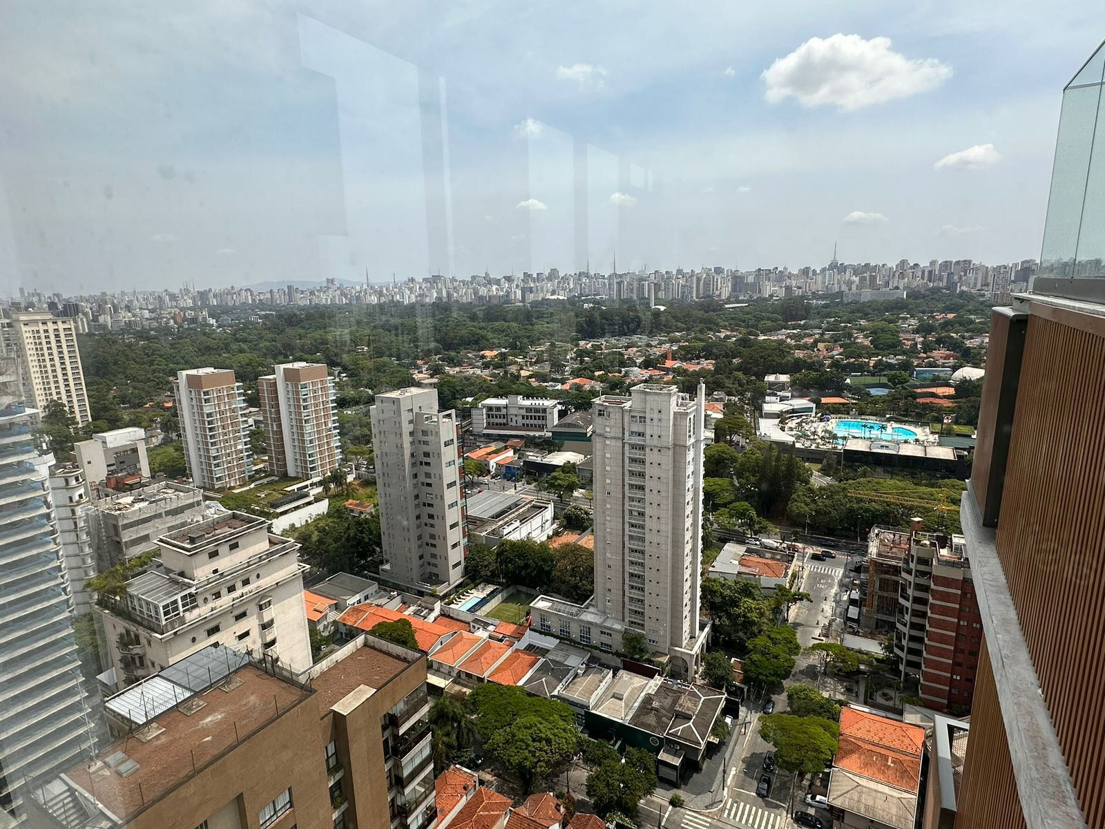 Imagem Apartamento com 1 Quarto para Alugar, 40 m²em Moema - São Paulo