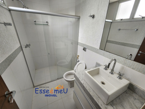 Imagem Casa de Condomínio com 4 Quartos à Venda, 300 m² em Jardins Madri - Goiânia