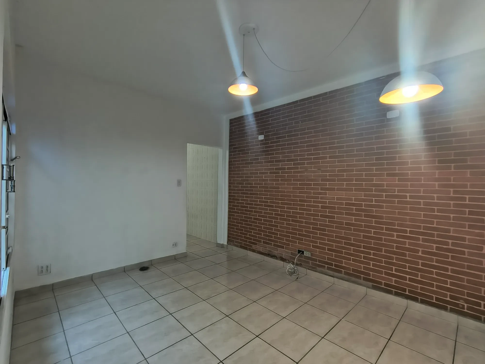 Imagem Casa com 2 Quartos para Alugar, 69 m² em Parque Santo Antônio - Jacareí