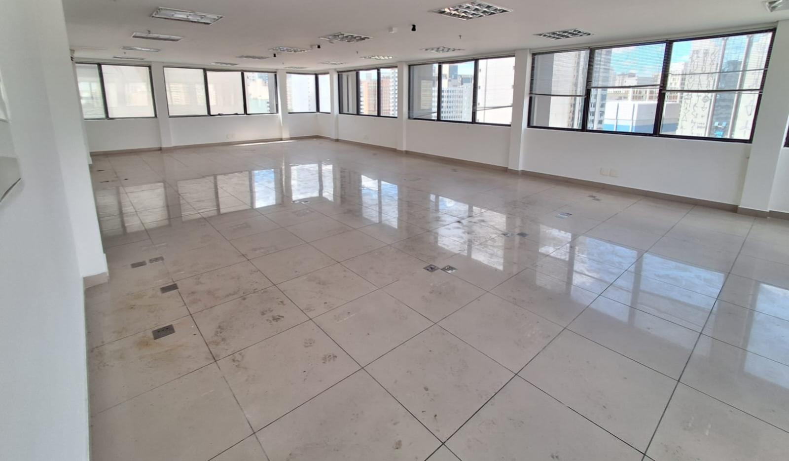Imagem Imóvel Comercial para Alugar, 215 m²em Vila Mariana - São Paulo