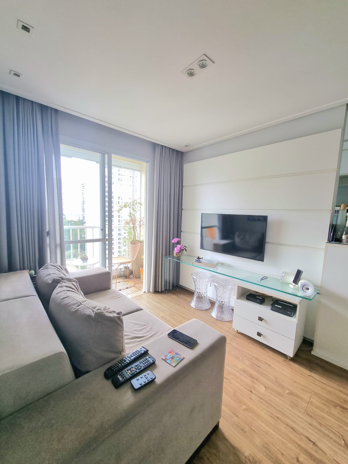 Apartamento com 1 Quarto para Alugar, 48 m²em Parque Reboucas - São Paulo