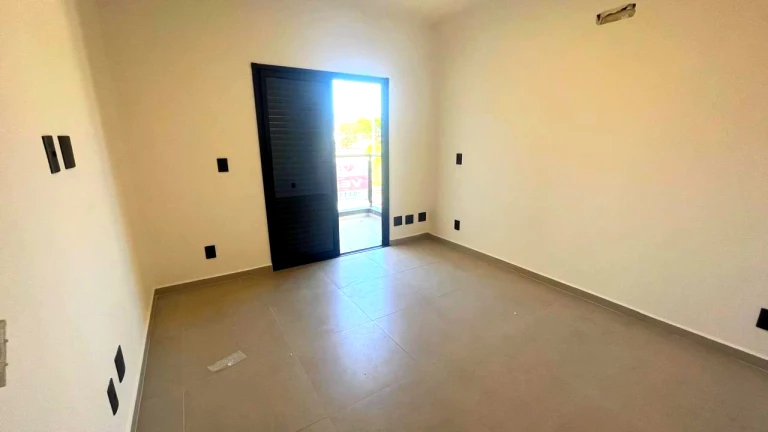 Imagem Sobrado com 3 Quartos à Venda ou Locação, 160 m² em Vila Petrópolis - Atibaia