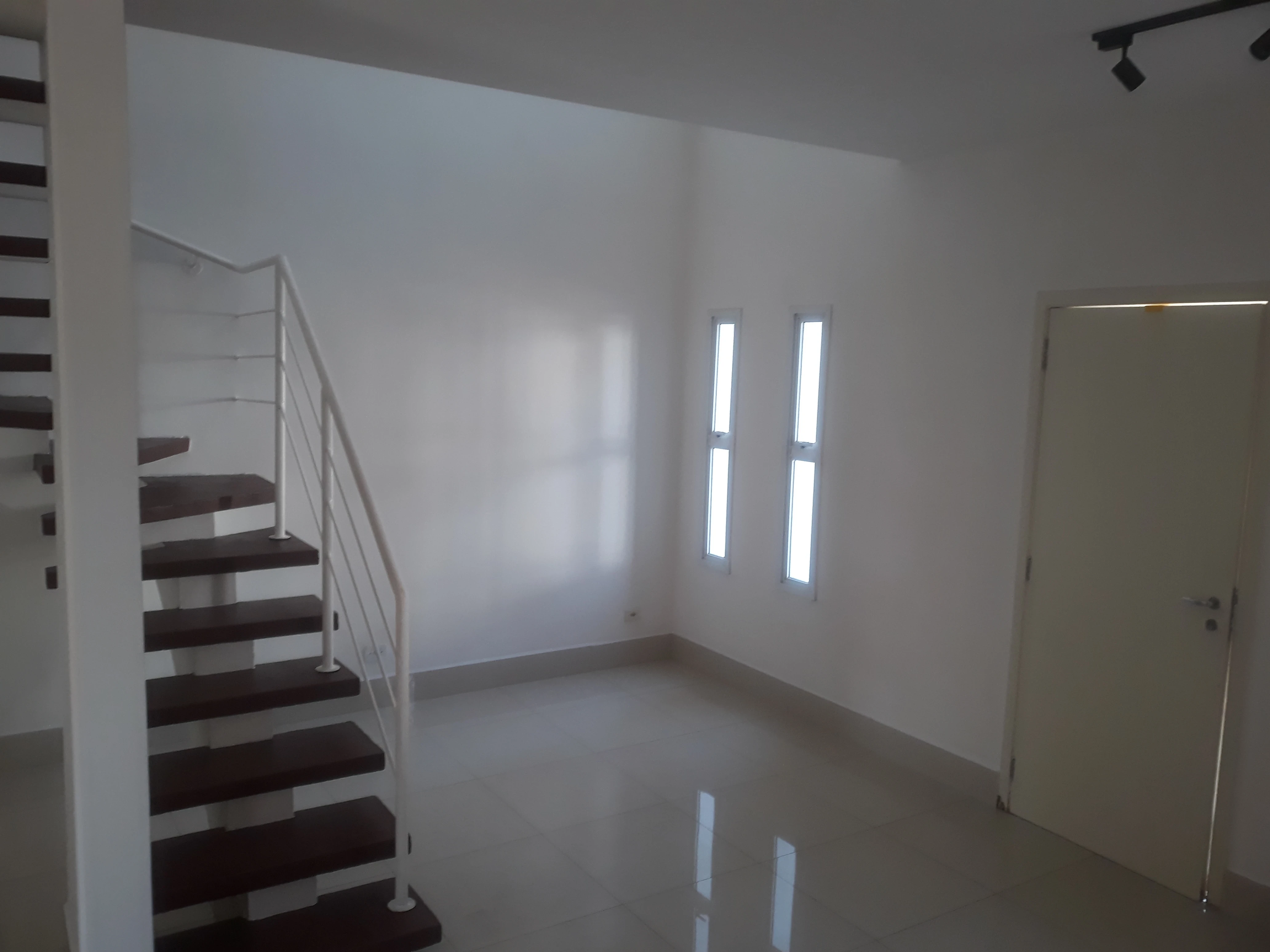 Imagem Casa de Condomínio com 3 Quartos para Alugar, 98 m² em Paisagem Renoir - Cotia