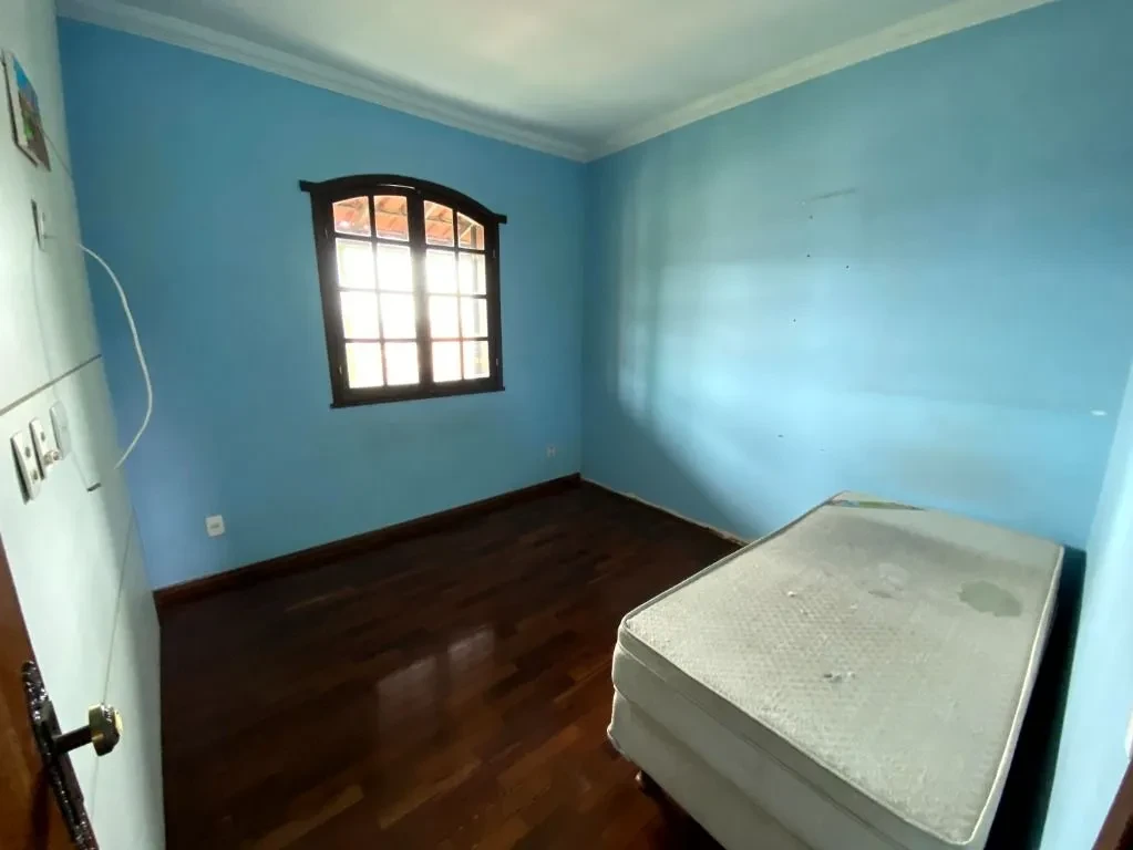 Imagem Casa com 4 Quartos à Venda, 200 m² em Tupi A - Belo Horizonte