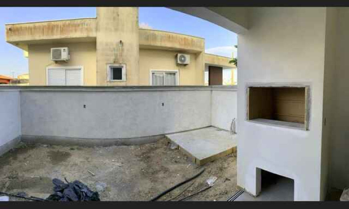Imagem Casa com 4 Quartos à Venda, 167 m² em Centro - Balneário Rincão