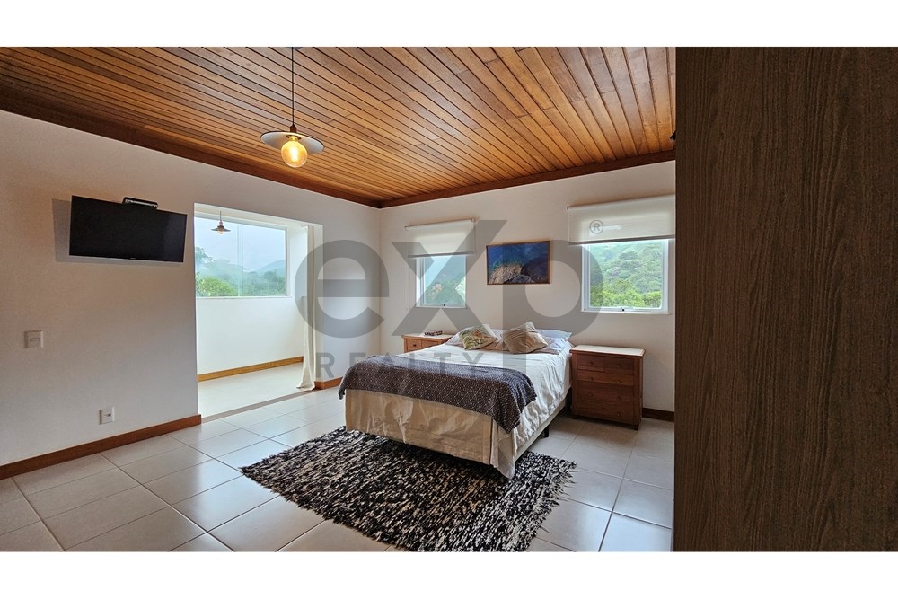 Foto do imóvel: Casa de Condomínio com 5 Quartos à Venda, 608 m² em Itaipava - Petrópolis