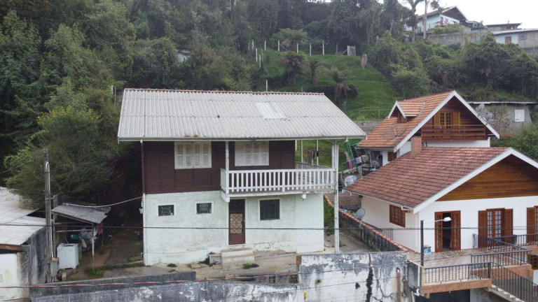 Imagem Casa com 4 Quartos à Venda, 120 m² em Santa Cruz - Campos do Jordão