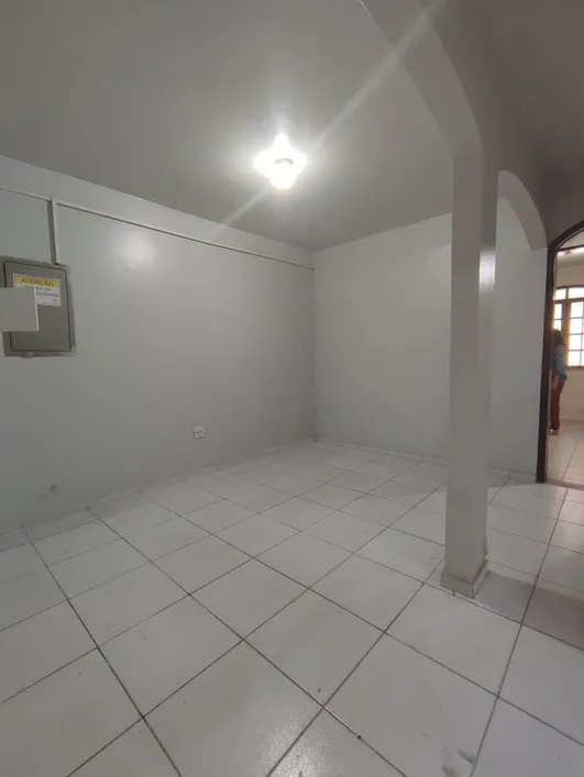 Imagem Casa com 4 Quartos para Alugar, 372 m²em Telégrafo - Belém