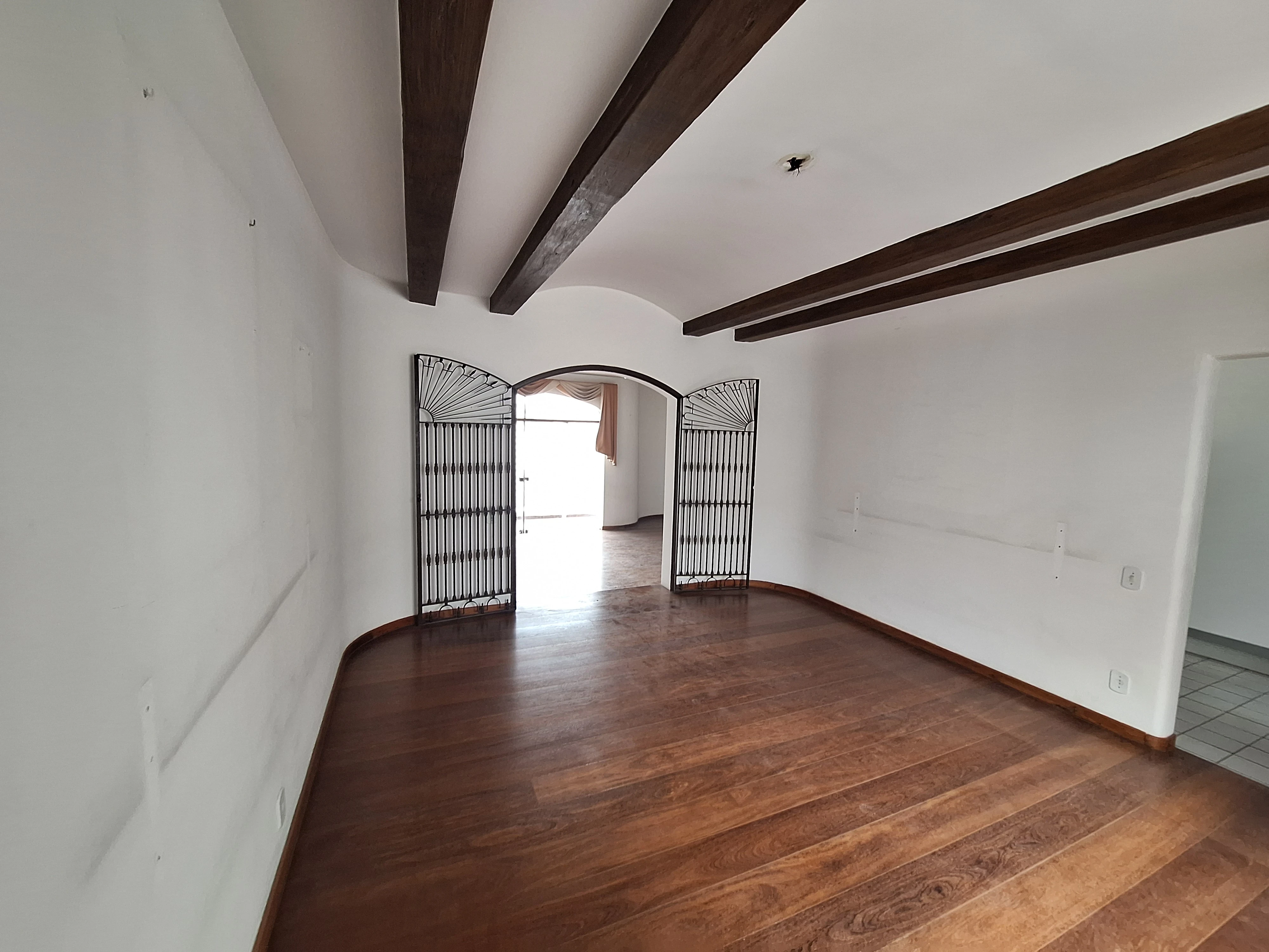 Foto do imóvel: Apartamento com 3 Quartos à Venda, 200 m² em Jardim Europa - São Paulo