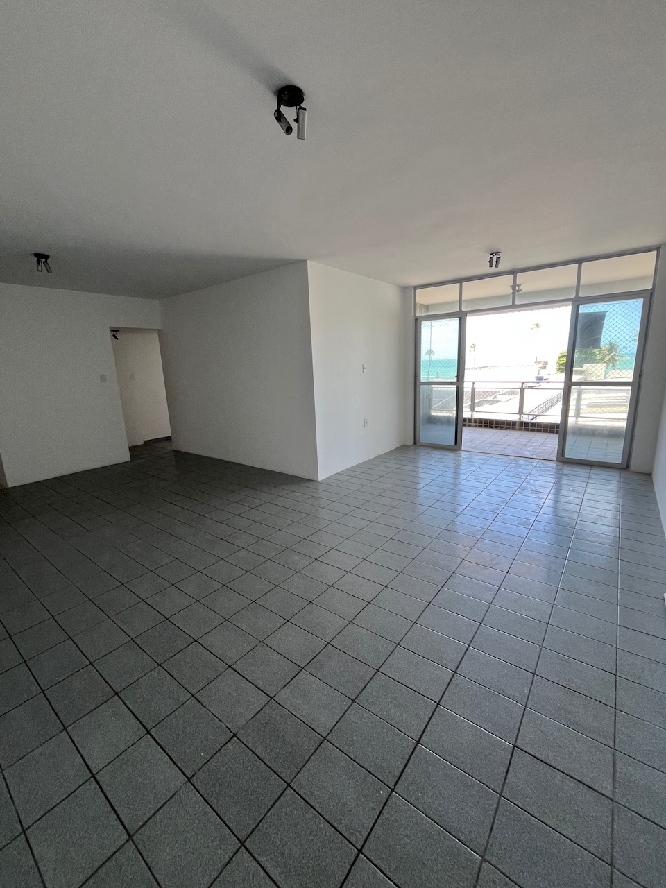 Imagem Apartamento com 3 Quartos à Venda, 125 m² em Jatiúca - Maceió