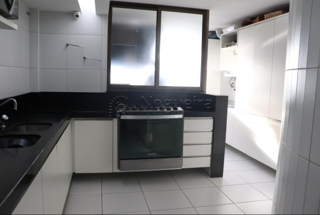 Imagem Apartamento com 4 Quartos à Venda, 201 m²em Ilha do Retiro - Recife