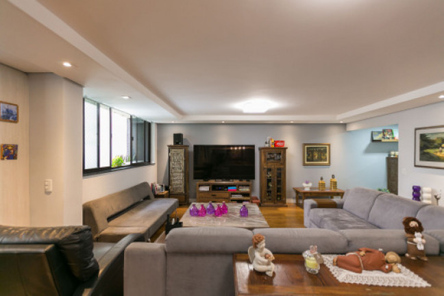 Imagem Apartamento com 4 Quartos à Venda ou Locação, 239 m²em Batel - Curitiba