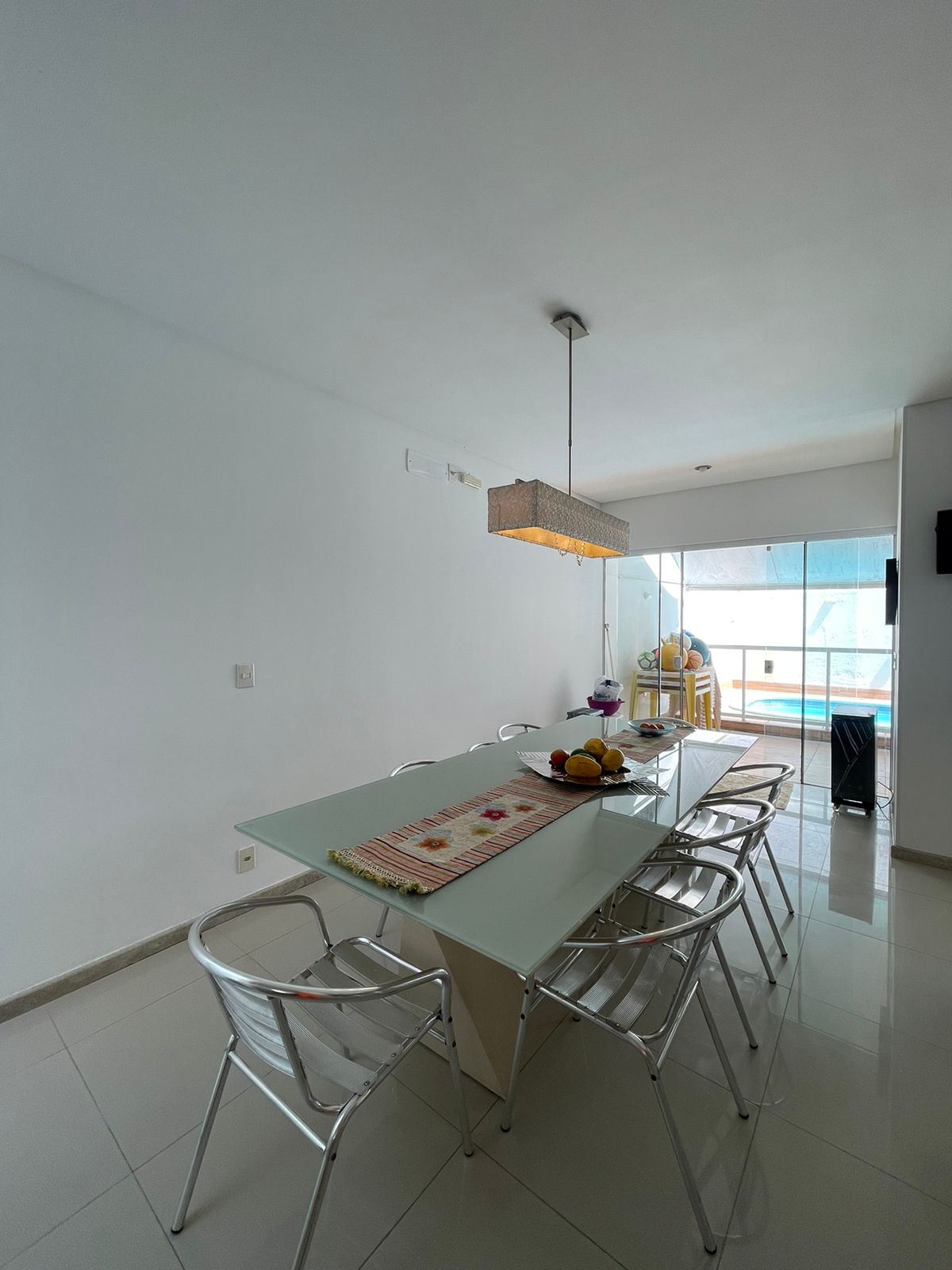 Imagem Casa com 3 Quartos à Venda ou Temporada, 202 m²em Praia dos Amores - Balneário Camboriú