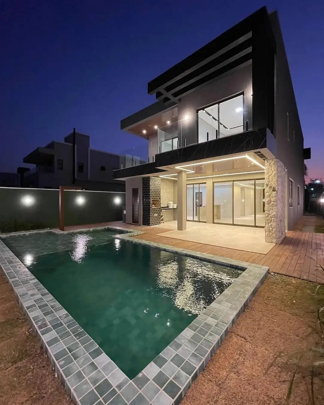 Imagem Casa de Condomínio com 4 Quartos à Venda, 237 m²em Alphaville  - Eusébio