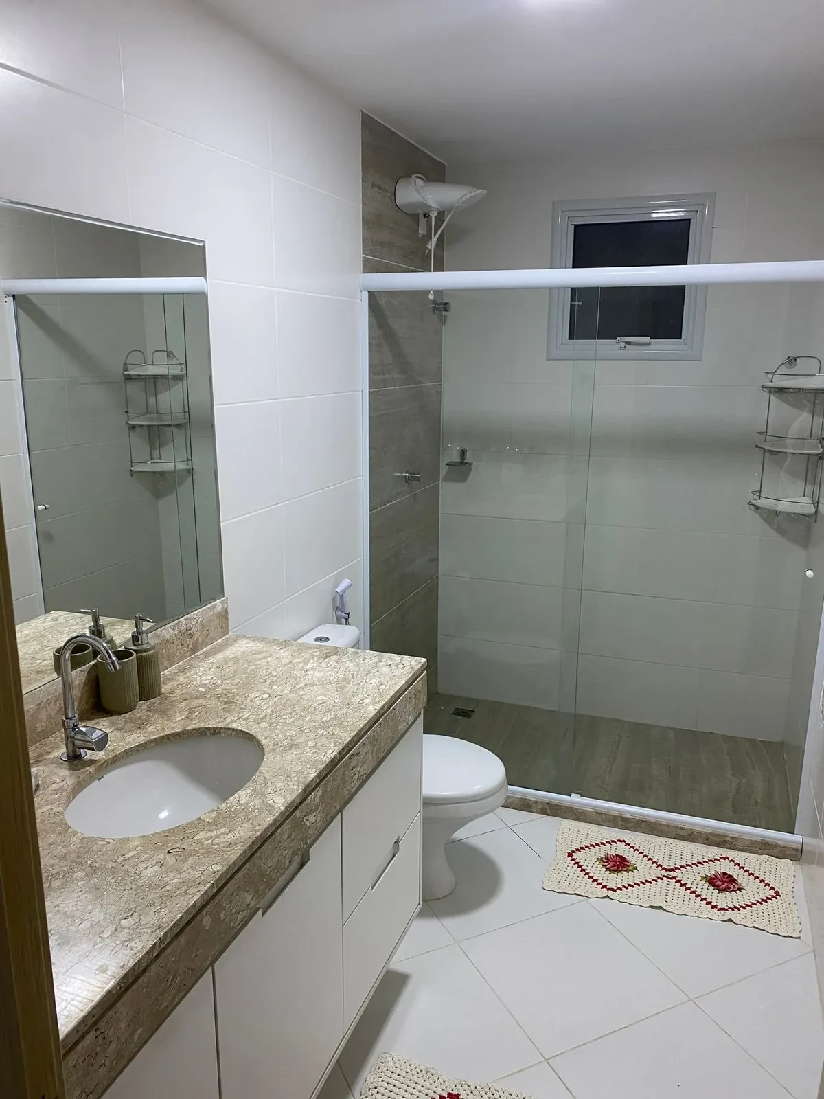 Imagem Casa em Condomínio à venda em Praia do Forte - Açu da Torre - Condomínio fechado com piscina e academia