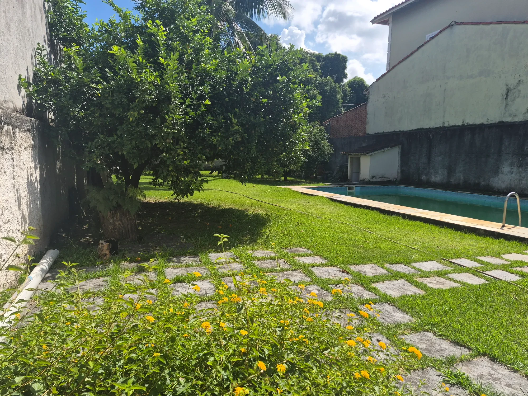 Foto do imóvel: Terreno à Venda, 360 metros em Piratininga - Niterói