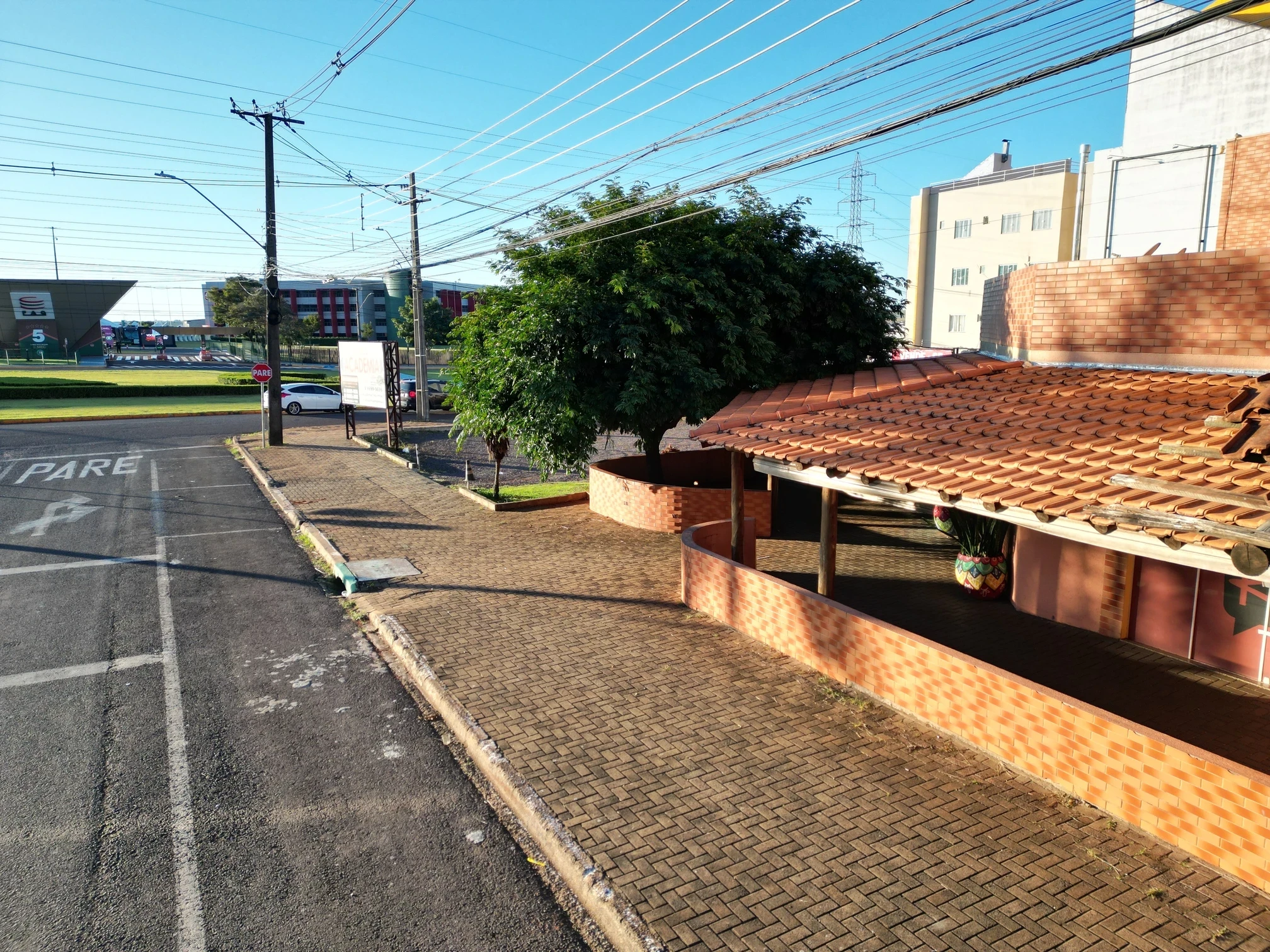 Foto do imóvel: Sala Comercial à Venda, 200 m² em FAG - Cascavel