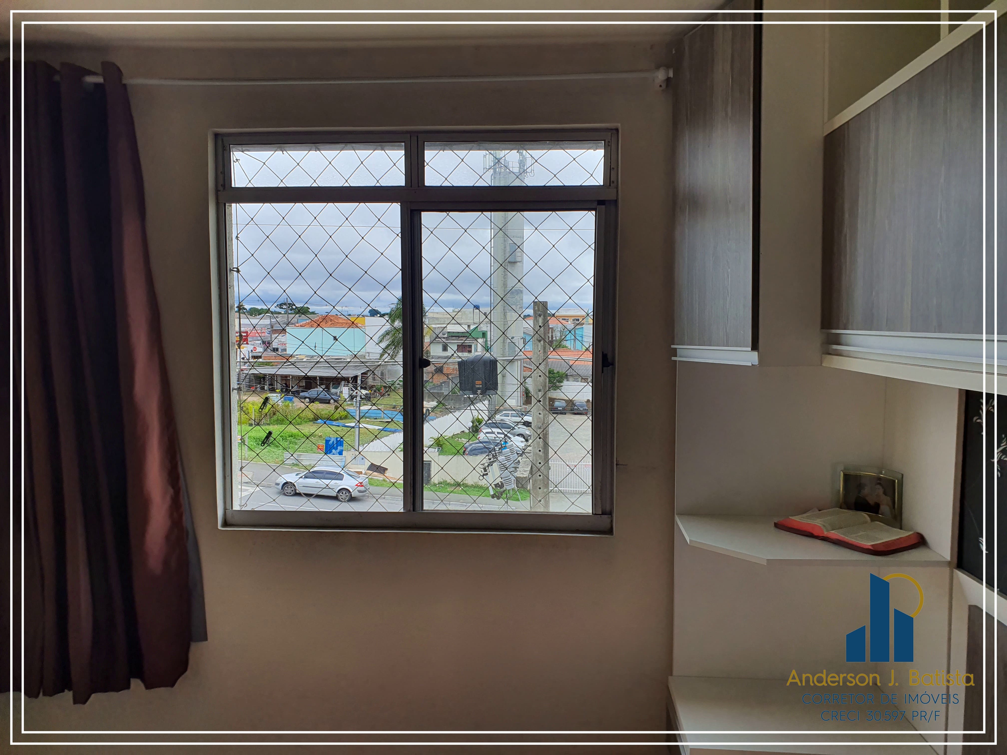 Imagem Apartamento com 2 Quartos à Venda, 48 m²em Sítio Cercado - Curitiba