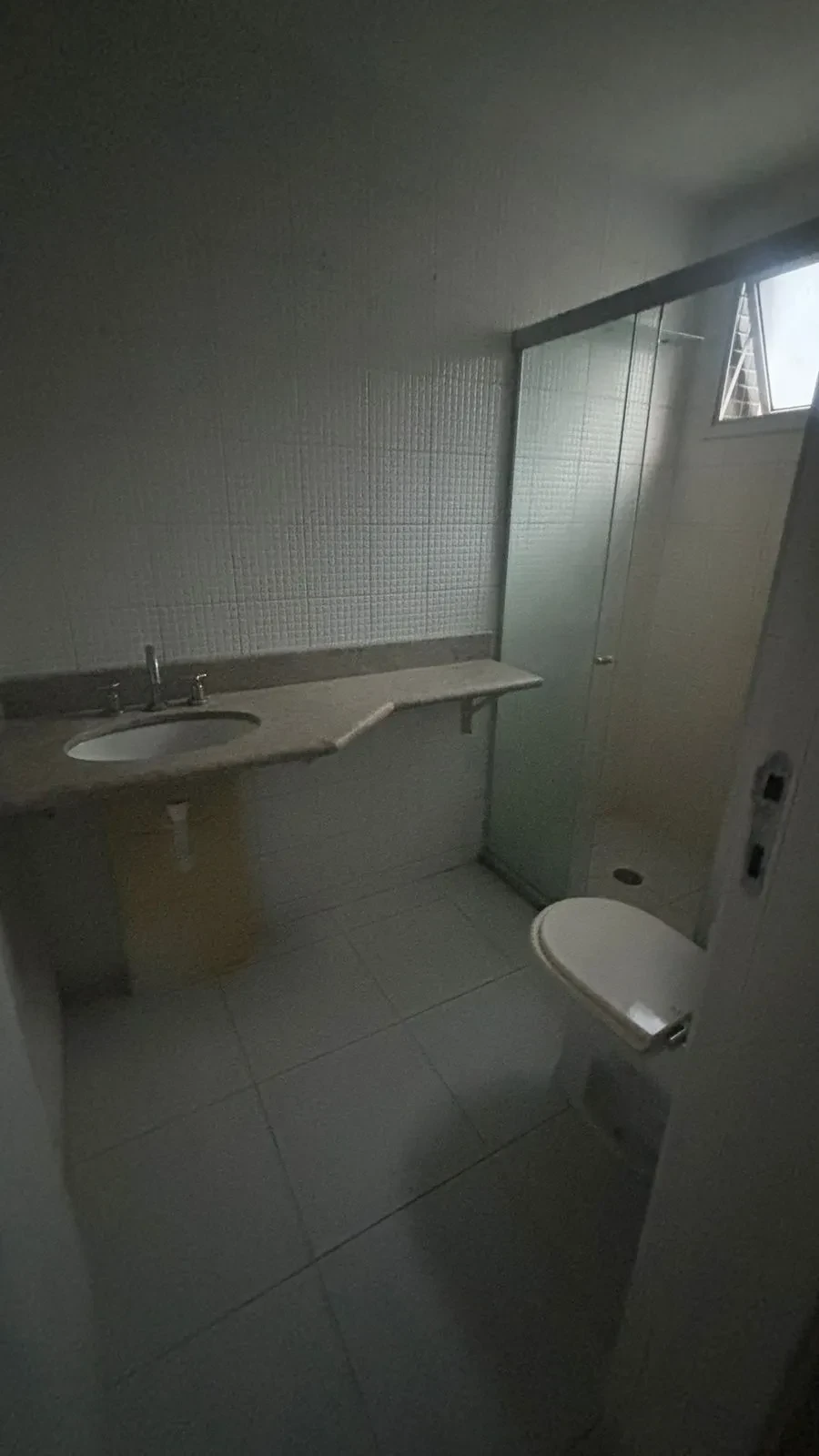 Imagem Apartamento com 4 Quartos à Venda ou Locação, 141 metros em Alphaville I - Salvador