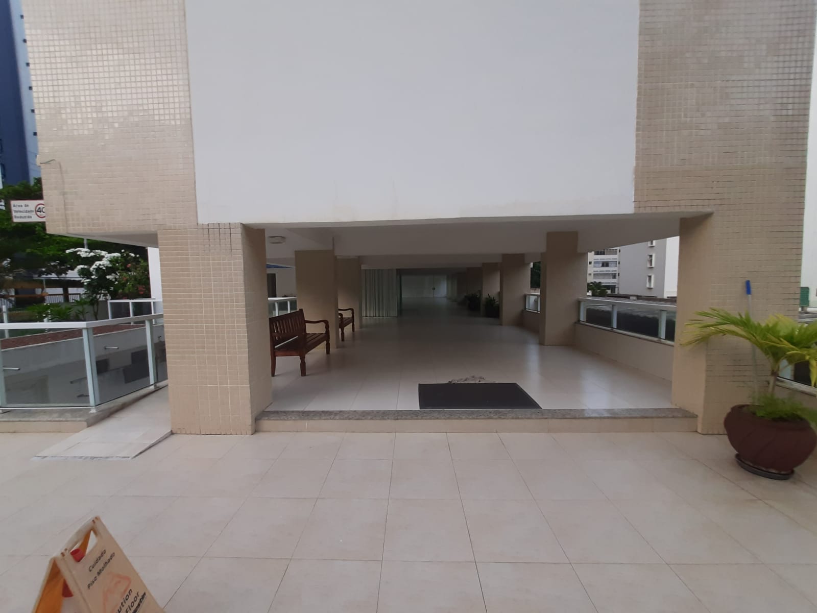 Imagem Apartamento com 4 Quartos à Venda, 122 m²em Pituba - Salvador